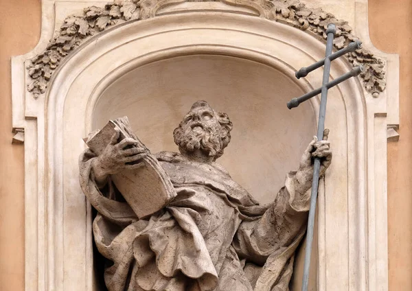 Статуя Святого Фелікса Валуа Фасаді Сантіссіми Трініта Деглі Спаньолі Римі — стокове фото