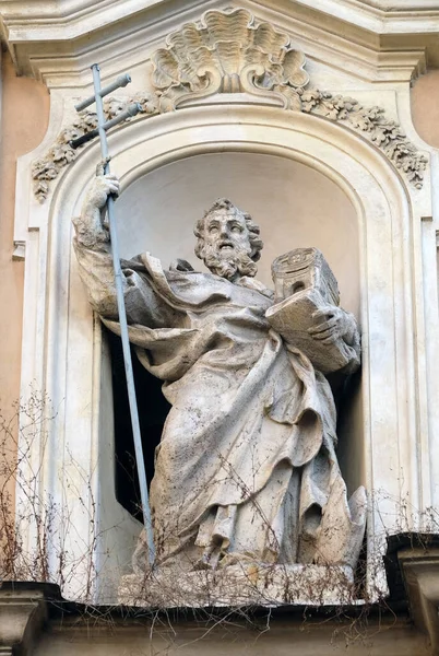 Estátua São João Matha Fachada Igreja Santissima Trinita Degli Spagnoli — Fotografia de Stock