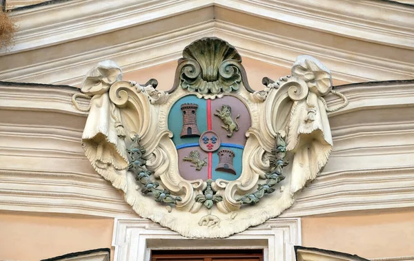 Kastilien Och Leons Vapensköld Fasaden Santissima Trinita Degli Spagnoli Kyrka — Stockfoto