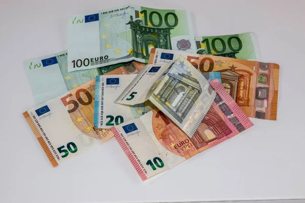 Billetes Euros Dinero Sobre Fondo Blanco — Foto de Stock