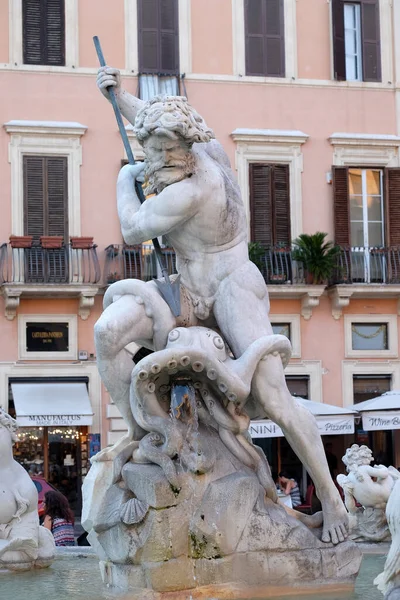 Piazza Navona Neptunus Slåss Med Bläckfiskstaty Neptunus Fontän Rom Italien — Stockfoto