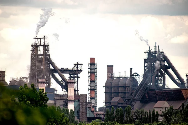 Metallurgical Plant Pollutes Environment Atmosphere Its Emissions — Stock Photo, Image