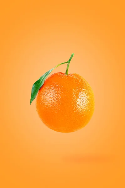 Minimal Fruit Concept One Whole Orange Fruit Bright Yellow Background — Stock Photo, Image