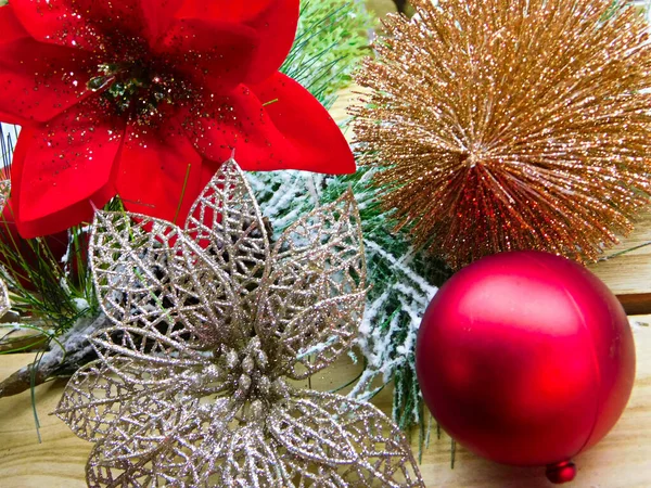 Decoración Navidad Con Bolas Rojas Decoraciones —  Fotos de Stock