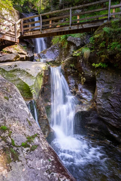 Водоспад Хохфолл Біля Боденмаїс Баварському Лісі Німеччина — стокове фото