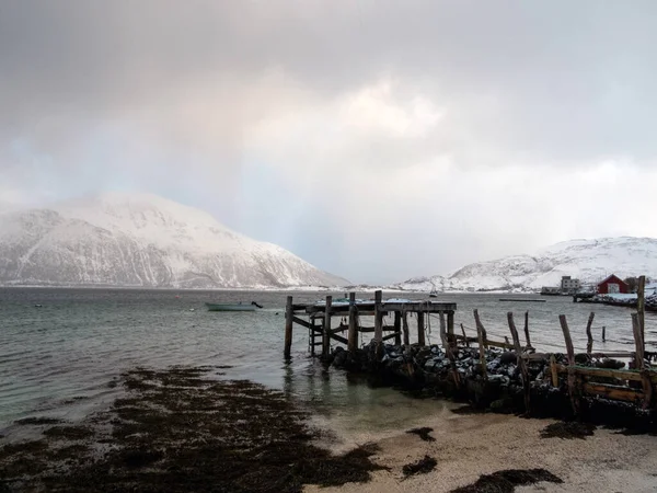 Prachtig Landschap Met Sneeuw Bergen — Stockfoto