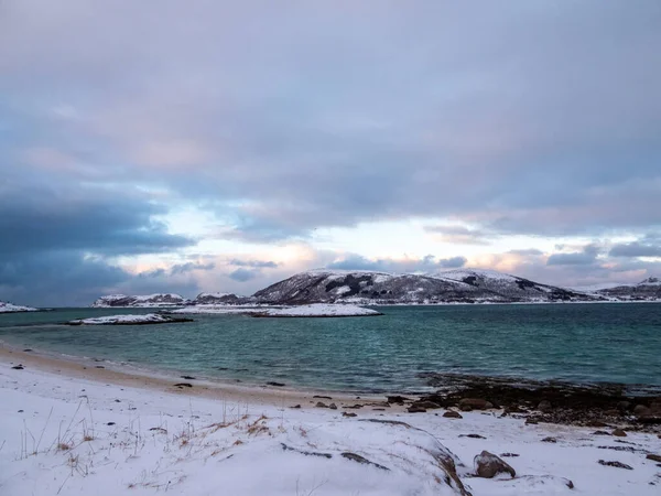 Norveç Kuzeyindeki Güzel Deniz Manzarası — Stok fotoğraf