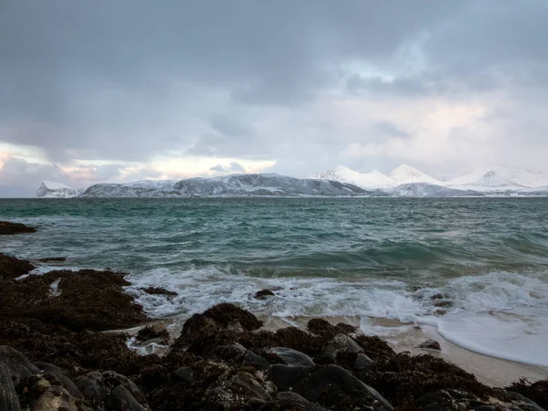 Bela Paisagem Com Montanhas Neve — Fotografia de Stock