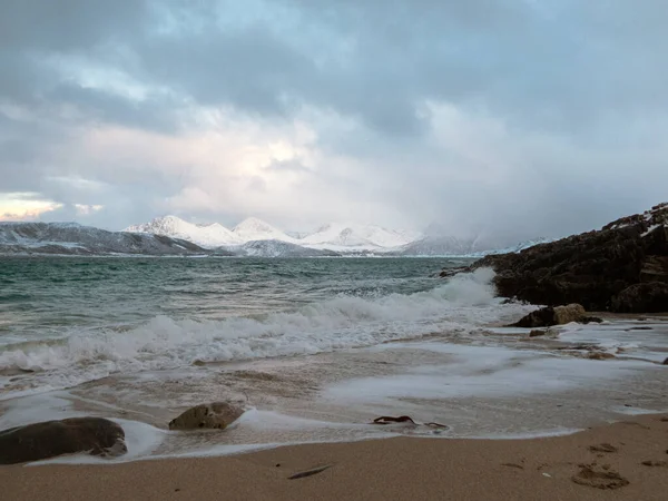 Schöne Aussicht Auf Das Meer Und Den Strand — Stockfoto