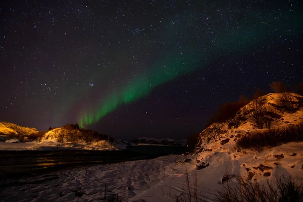 Auroras Boreales Sobre Las Montañas Árticas — Foto de Stock