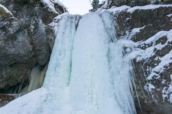 Cascada Las Montañas — Foto de Stock