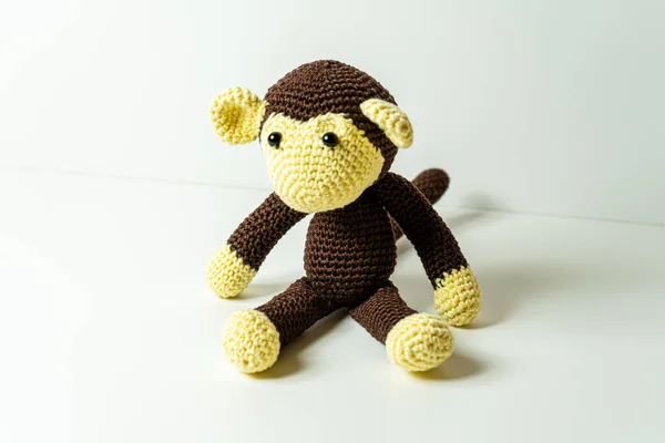 Selfmade Amigurumi Ape Macaco Fora — Fotografia de Stock