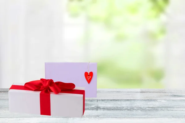 Dia Dos Namorados Fundo Caixa Presente Com Fita Vermelha Uma — Fotografia de Stock