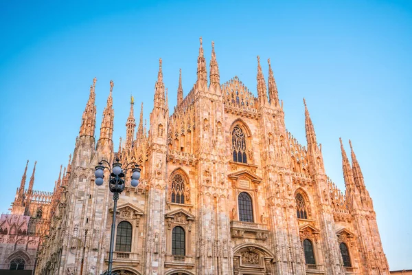 Καθεδρικός Ναός Duomo Milano Στην Πλατεία Piazza Duomo Πρωί Στο — Φωτογραφία Αρχείου