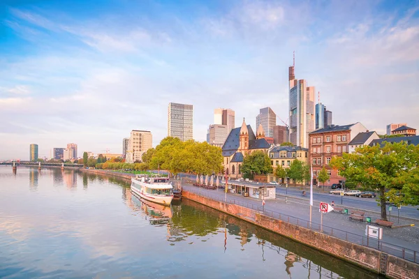 Veduta Dello Skyline Della Città Francoforte Germania Con Cielo Blu — Foto Stock