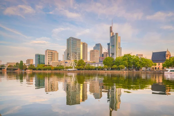 Veduta Dello Skyline Della Città Francoforte Germania Con Cielo Blu — Foto Stock