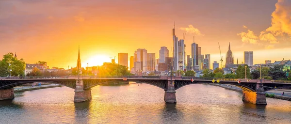 Veduta Dello Skyline Della Città Francoforte Germania Con Luce Del — Foto Stock