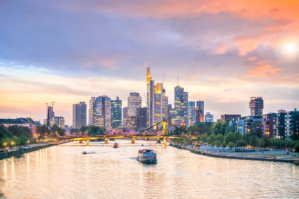 Vista Del Horizonte Ciudad Frankfurt Alemania Con Luz Del Atardecer — Foto de Stock