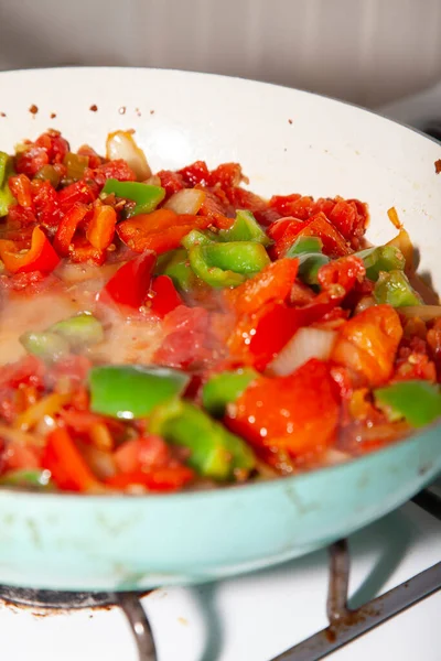 Rook Afkomstig Van Roerbak Gemaakt Van Groene Rode Paprika Geroosterde — Stockfoto