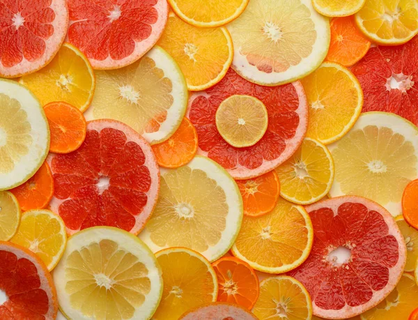 Citrusové Plody Nakrájené Kousky Pomeranč Grapefruit Citron Mandarinka Zralé Šťavnaté — Stock fotografie