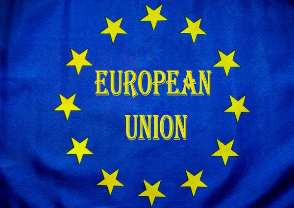 Σημαία Της Ευρωπαϊκής Ένωσης Και Σημαίες Στο Φόντο Του Παλαιού — Φωτογραφία Αρχείου