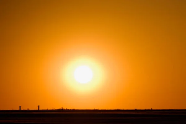 Schöner Sonnenuntergang Über Dem Meer — Stockfoto