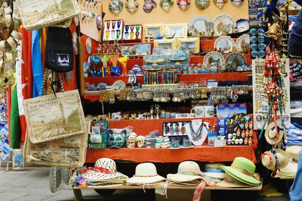 Traditional Turkish Souvenirs Market — Stock Photo, Image