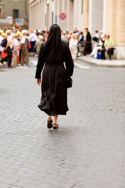 Milan Italia Circa Septiembre 2019 Personas Caminando Por Calle Ciudad — Foto de Stock