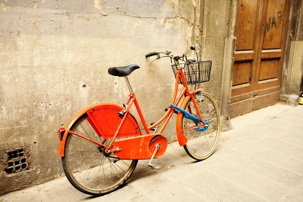 Vecchia Bicicletta Città — Foto Stock