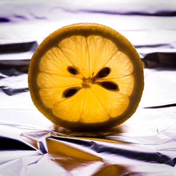 Fresh Ripe Sliced Lemon White Plate — Stock Photo, Image