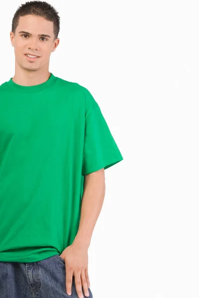 Giovane Shirt Verde Sfondo Bianco — Foto Stock