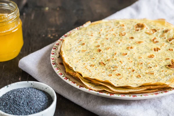 Crepes Semillas Amapola Blinis Tortitas Con Semillas Amapola Miel — Foto de Stock