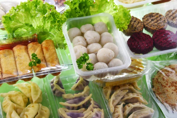 Różnorodność Paczkowanych Produktów Spożywczych Plastikowych Pudełkach — Zdjęcie stockowe