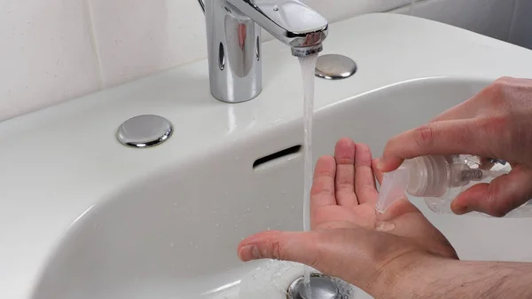 Unrecognisable Person Carefully Washing Hands Home Health Safety — Stock Photo, Image