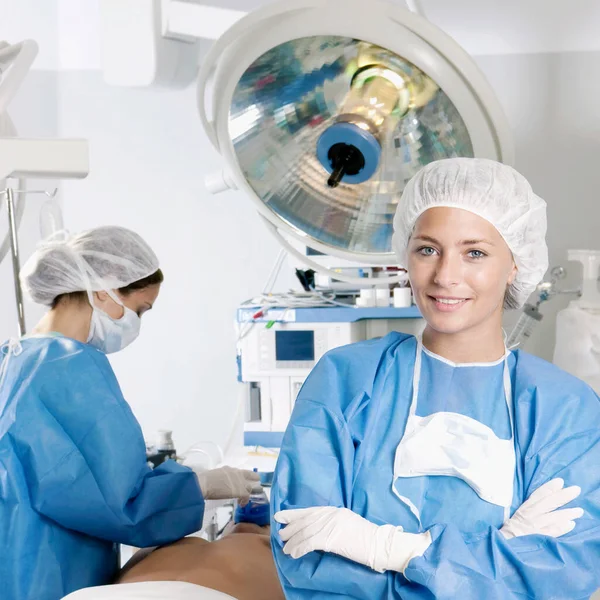 Молодая Женщина Хирург Больнице — стоковое фото