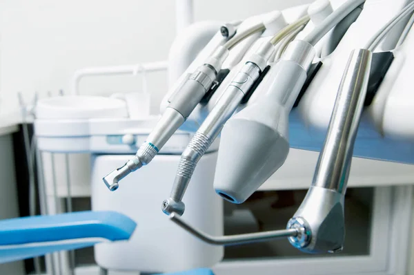 Крупным Планом Стоматологических Инструментов — стоковое фото