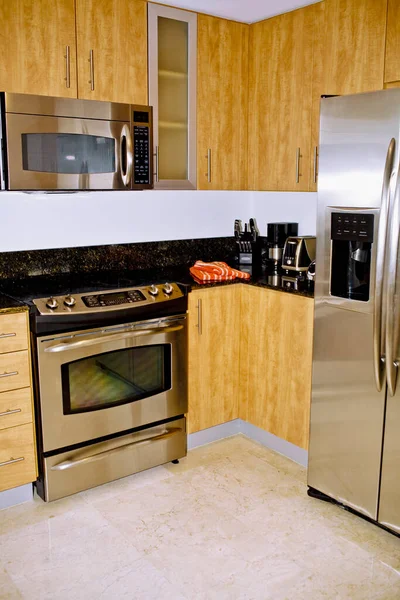 Interieur Van Een Moderne Keuken Met Open Haard — Stockfoto