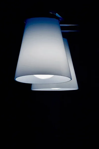 Lampe Sur Fond Noir — Photo