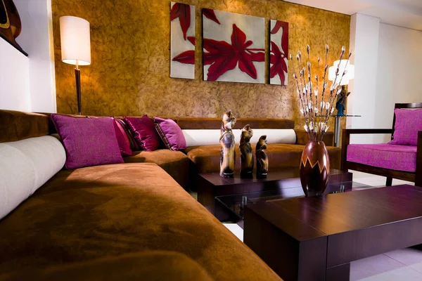 Interior Sala Estar Luxo Com Sofá Mesa — Fotografia de Stock