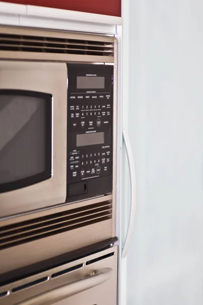 Tutup Dari Oven Microwave Modern — Stok Foto