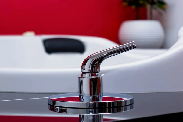 Moderno Cuarto Baño Interior Con Grifo Agua — Foto de Stock