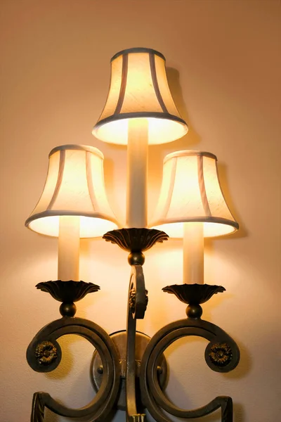 Lamp Een Witte Achtergrond — Stockfoto