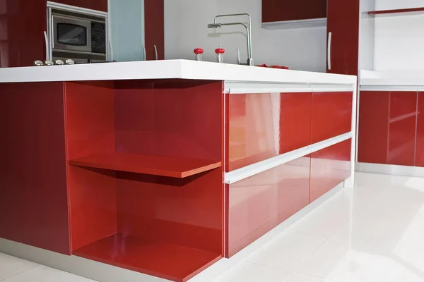 Interior Cocina Moderna Con Lavabo Rojo Blanco — Foto de Stock