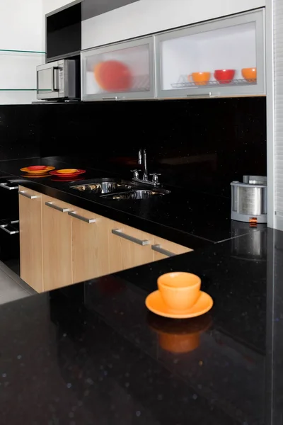 Interior Dapur Modern Dengan Kopi Dan Peralatan — Stok Foto