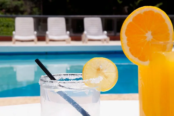 Summer Drink Lemon Ice Cubes — Stock Photo, Image