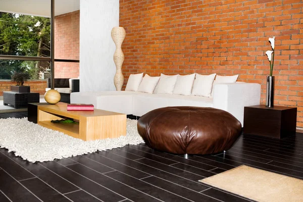 Interior Ruang Tamu Modern Dengan Sofa Dan Kursi — Stok Foto