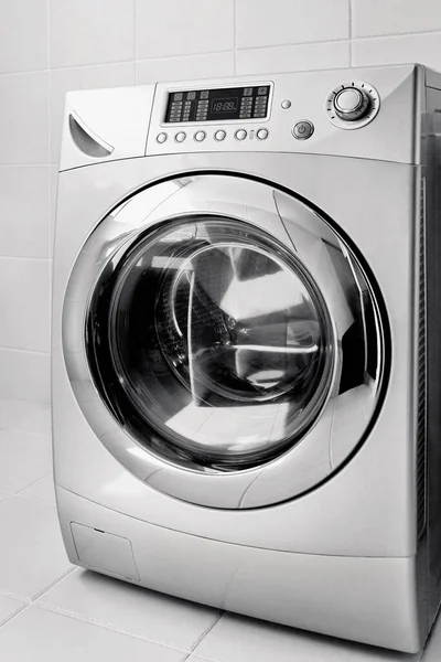 Máquina Lavar Roupa Com Lavandaria Eletrodomésticos — Fotografia de Stock