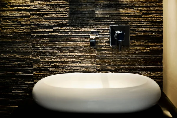 Interior Cuarto Baño Con Lavabo Blanco — Foto de Stock