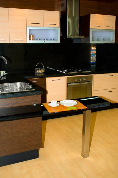 Cozinha Moderna Com Mobiliário — Fotografia de Stock