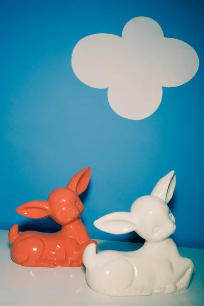 Lapin Pâques Avec Lapin Ciel Bleu — Photo